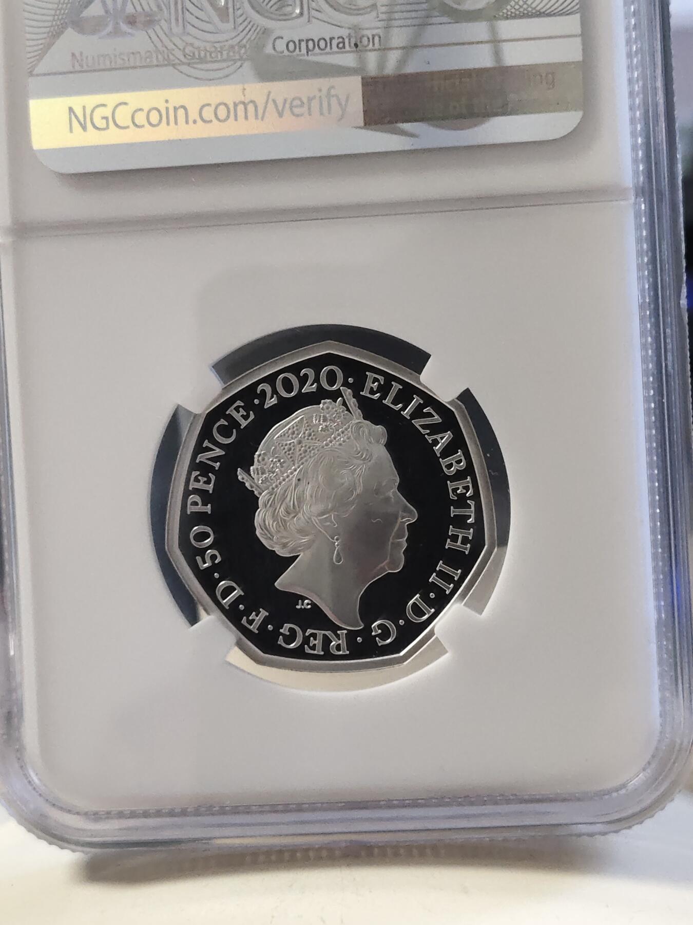 第168期拍卖【长期征集拍品】 英国2020年维尼熊和它的小伙伴系列1彩色纪念银币NGC-PF70首原盒证书，925银，8克，发行18000枚，
