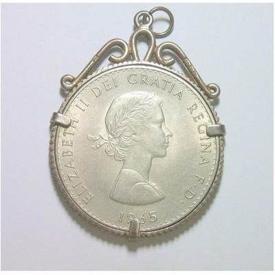  英国1965年伊丽莎白二世+丘吉尔高浮雕精制币章吊坠带银圈 40MM -  英国1965年伊丽莎白二世+丘吉尔高浮雕精制币章吊坠带银圈 40MM