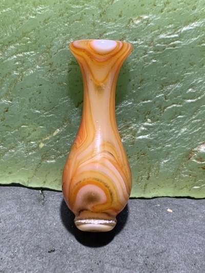 高玉化缠丝玛瑙通货瓶子一个， - 高玉化缠丝玛瑙通货瓶子一个，