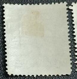 错变体 —— 齿孔移位，乌克兰人民共和国成立后早期邮票，少见未发行票，1920.12，人像和风光，20分人像邮票齿孔移位  （店内编号204）