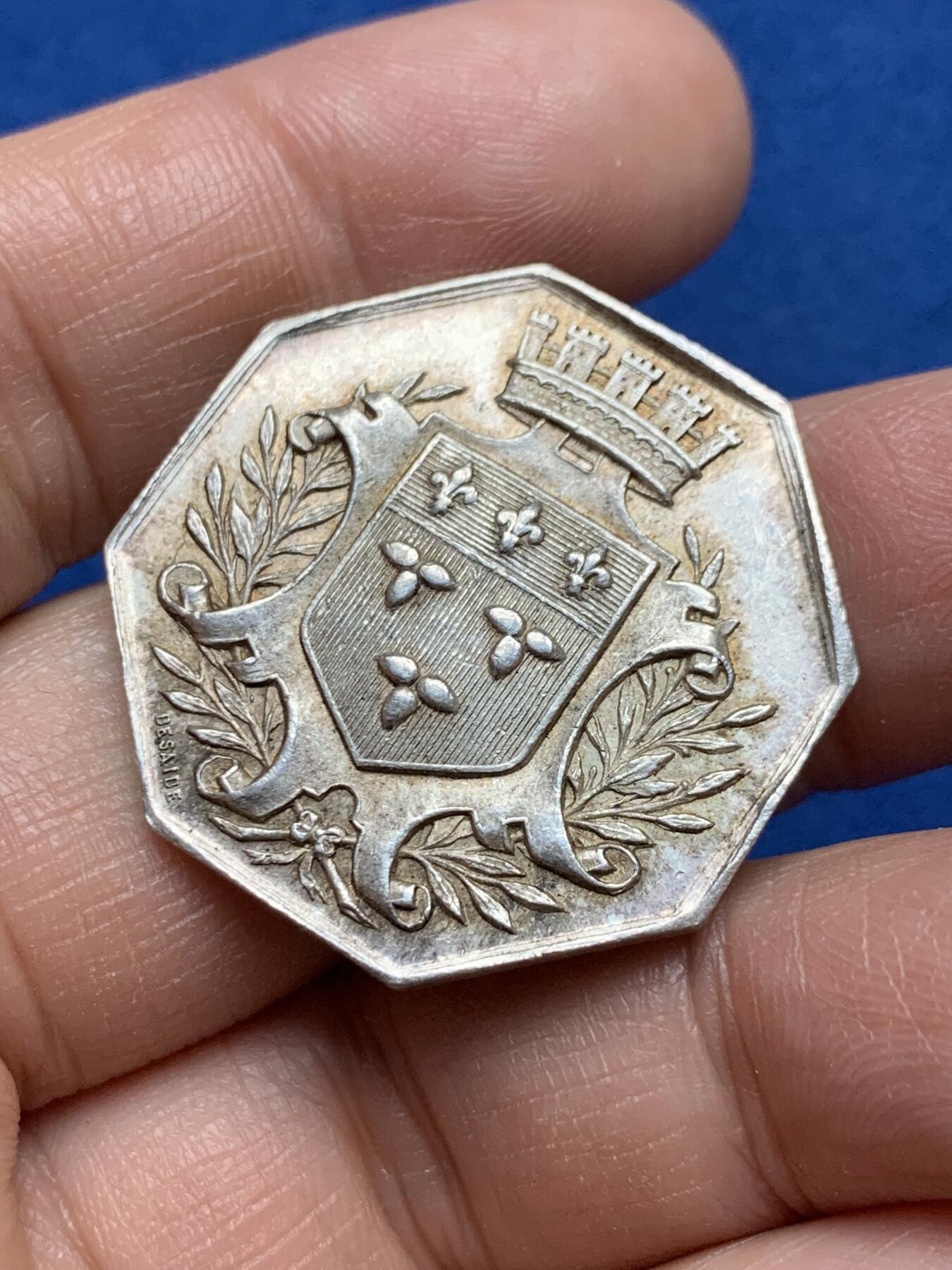 《竞宝斋》第370场 周日，周一 2场连拍 （全场包邮） 法国1832年奥尔良卢瓦雷省储蓄银行纪念八角银质代币，31.1mm，13.1克，蜜蜂AR边铭