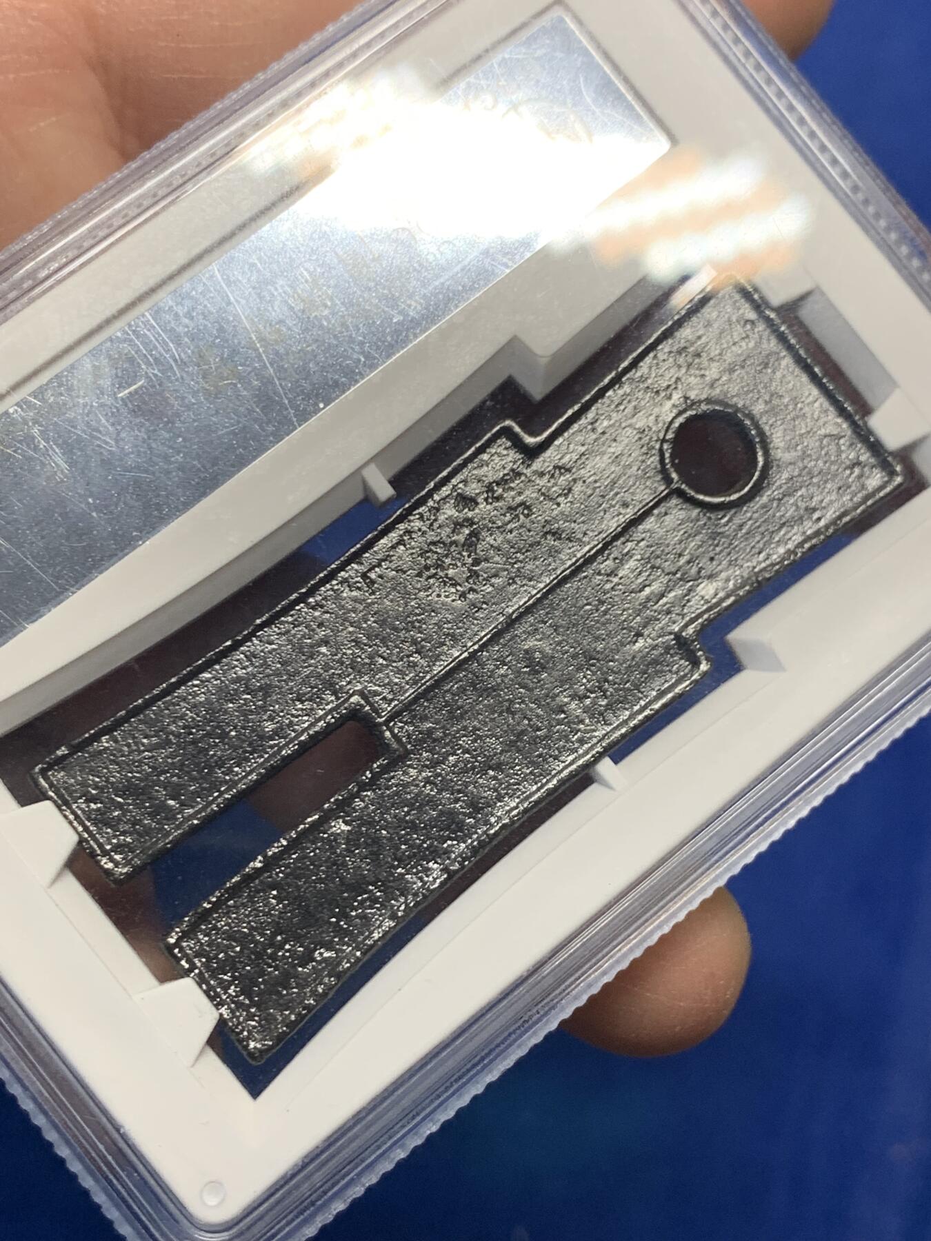 《竞宝斋》第370场 周日，周一 2场连拍 （全场包邮） 公博 美85 公元14年新莽时期货布