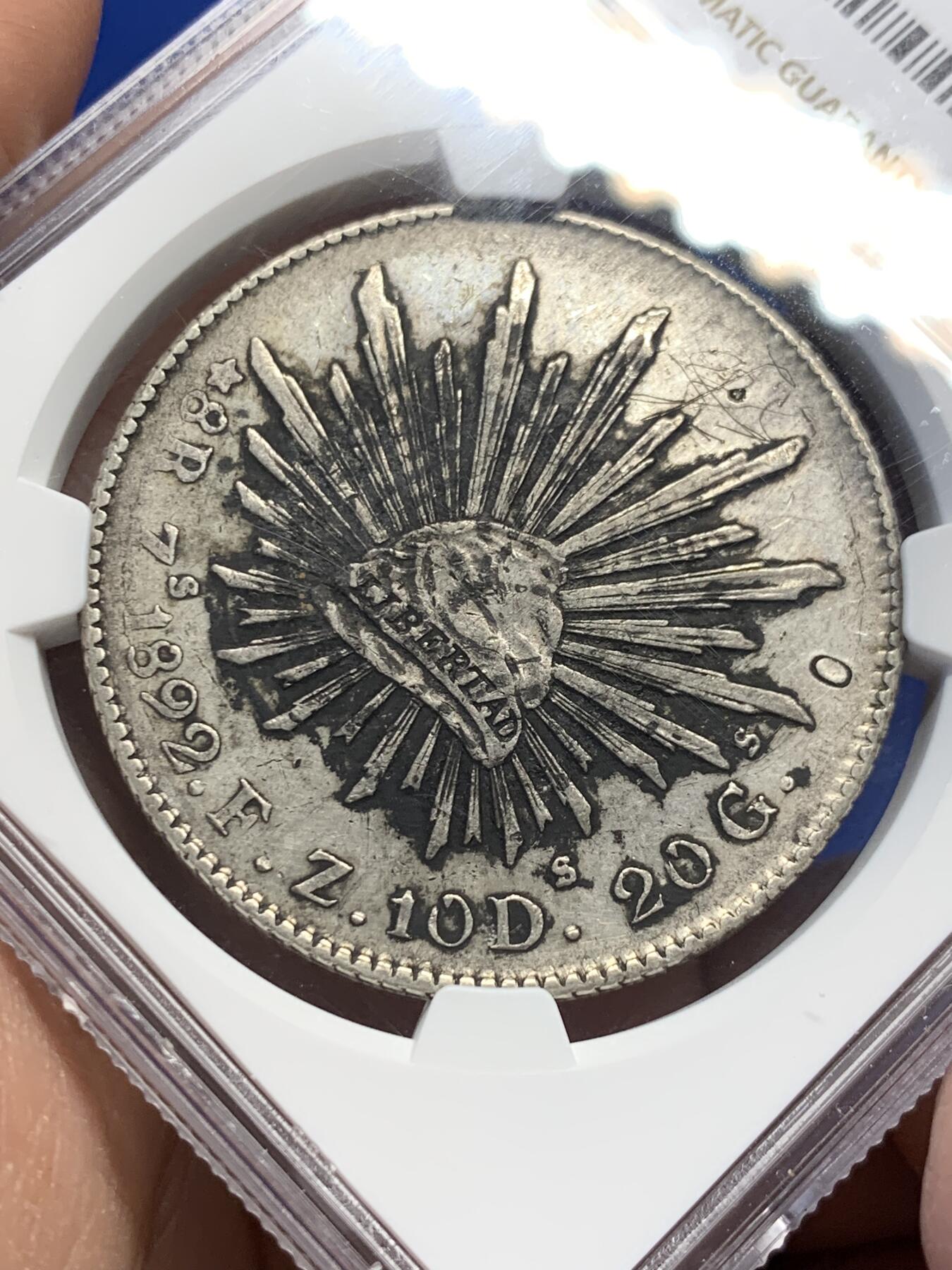 《竞宝斋》第370场 周日，周一 2场连拍 （全场包邮） NGC AU 墨西哥1892年ZS FZ版花边鹰洋，原味墨印 细节见图