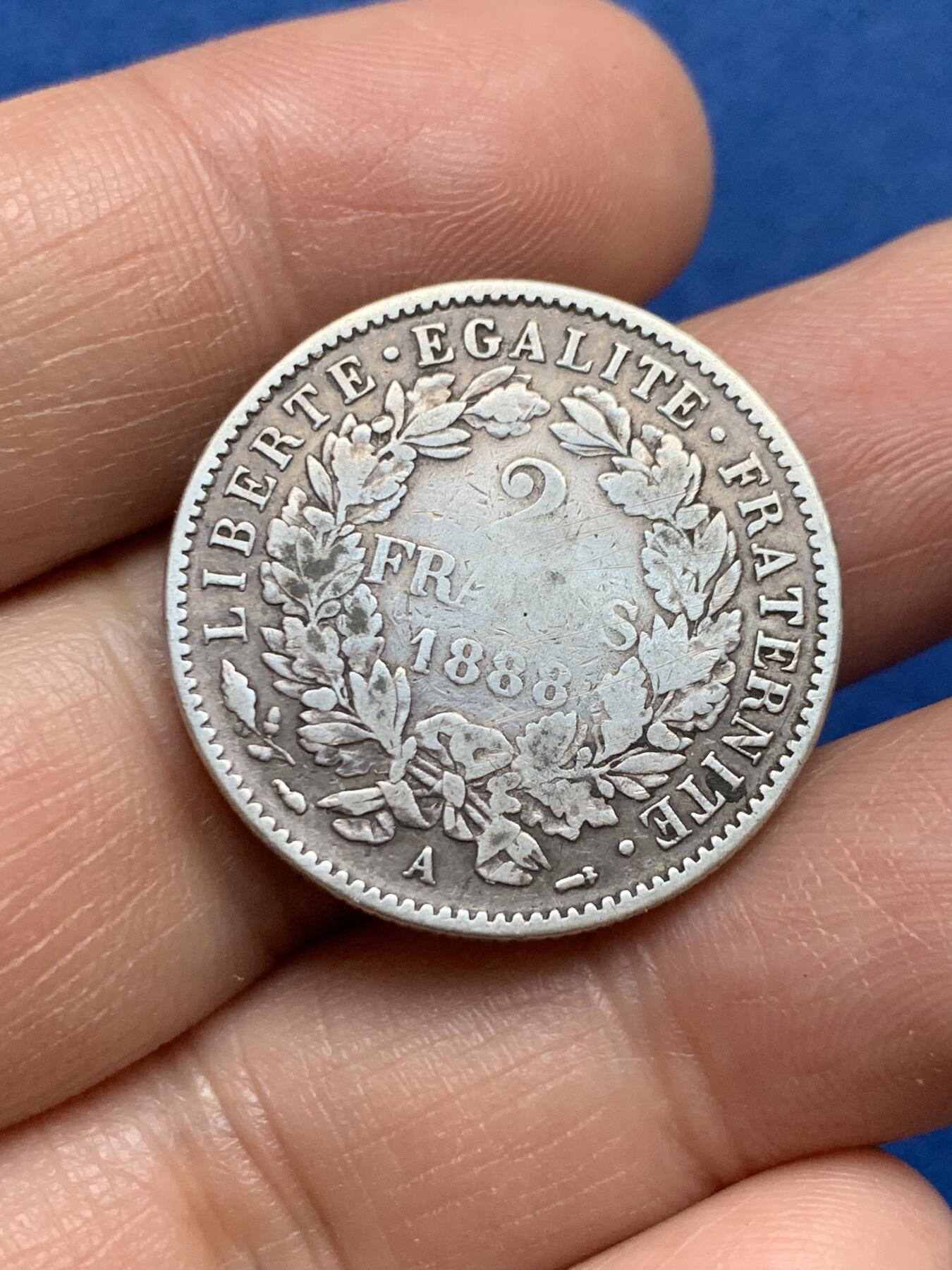 《竞宝斋》第370场 周日，周一 2场连拍 （全场包邮） 法国1888年谷物女神2法郎银币