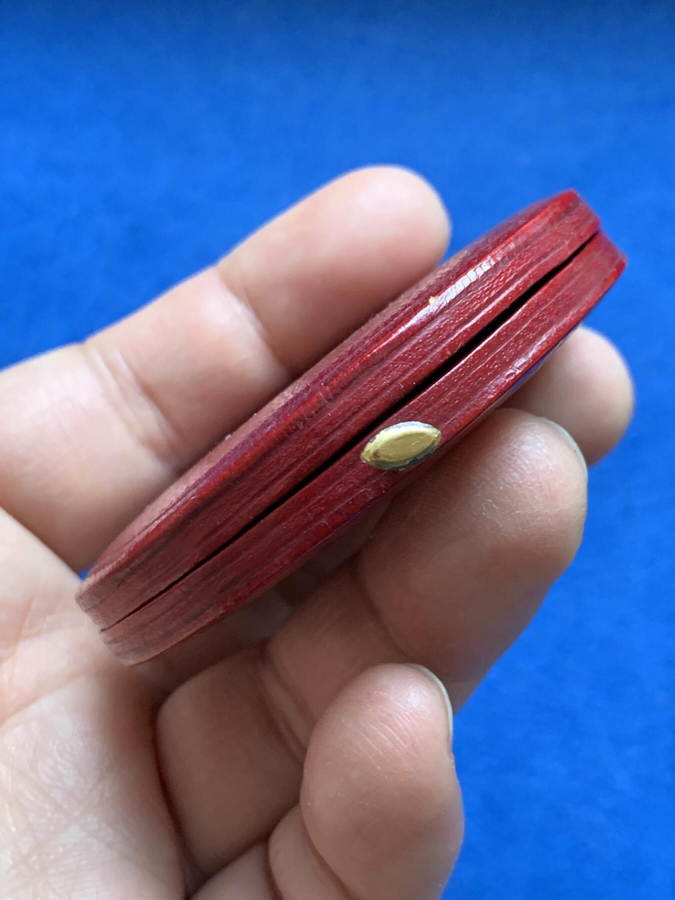 《竞宝斋》第370场 周日，周一 2场连拍 （全场包邮） 法国蒙特贝罗大天使女武神铜章 带盒 稀有 44.4克 49.5mm 三角铜标