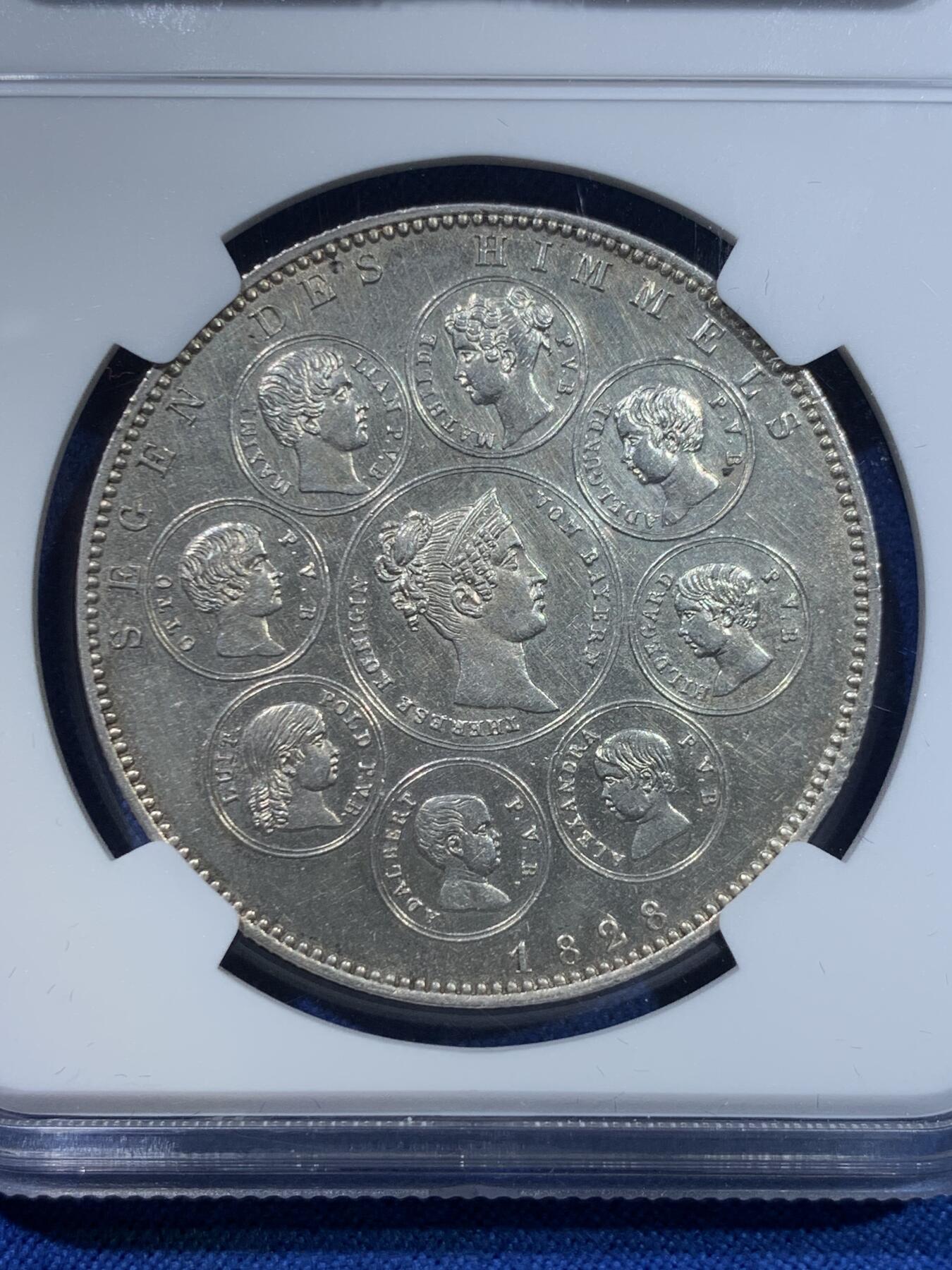 《竞宝斋》第370场 周日，周一 2场连拍 （全场包邮） NGC MS62 德国 1828年 德国巴伐利亚路德维希一世皇室全家福泰勒 银币 丝滑车轮银光 包浆漂亮