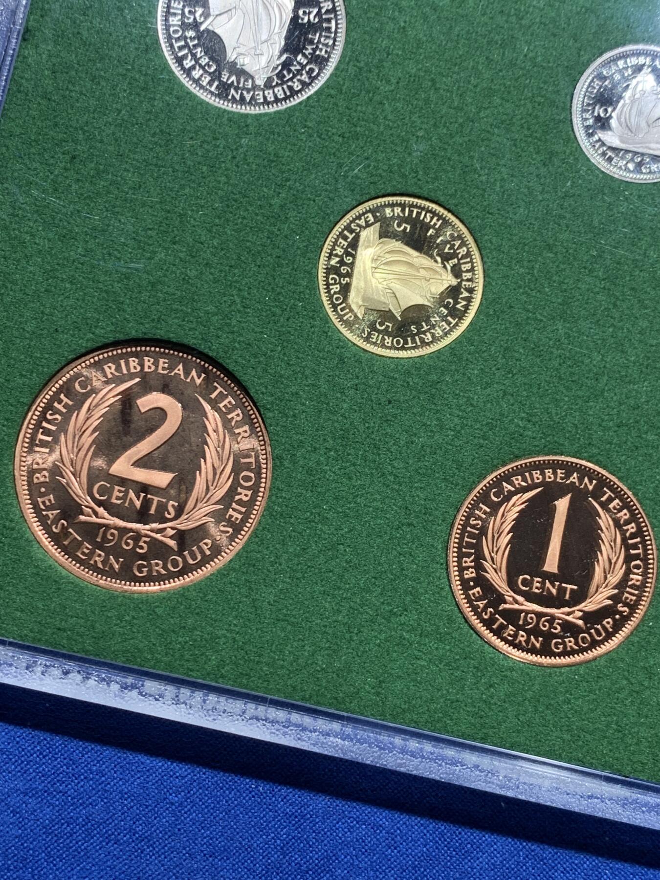 《竞宝斋》第370场 周日，周一 2场连拍 （全场包邮） 英属东加勒比 1965年全套6枚精制币套装 带证书
