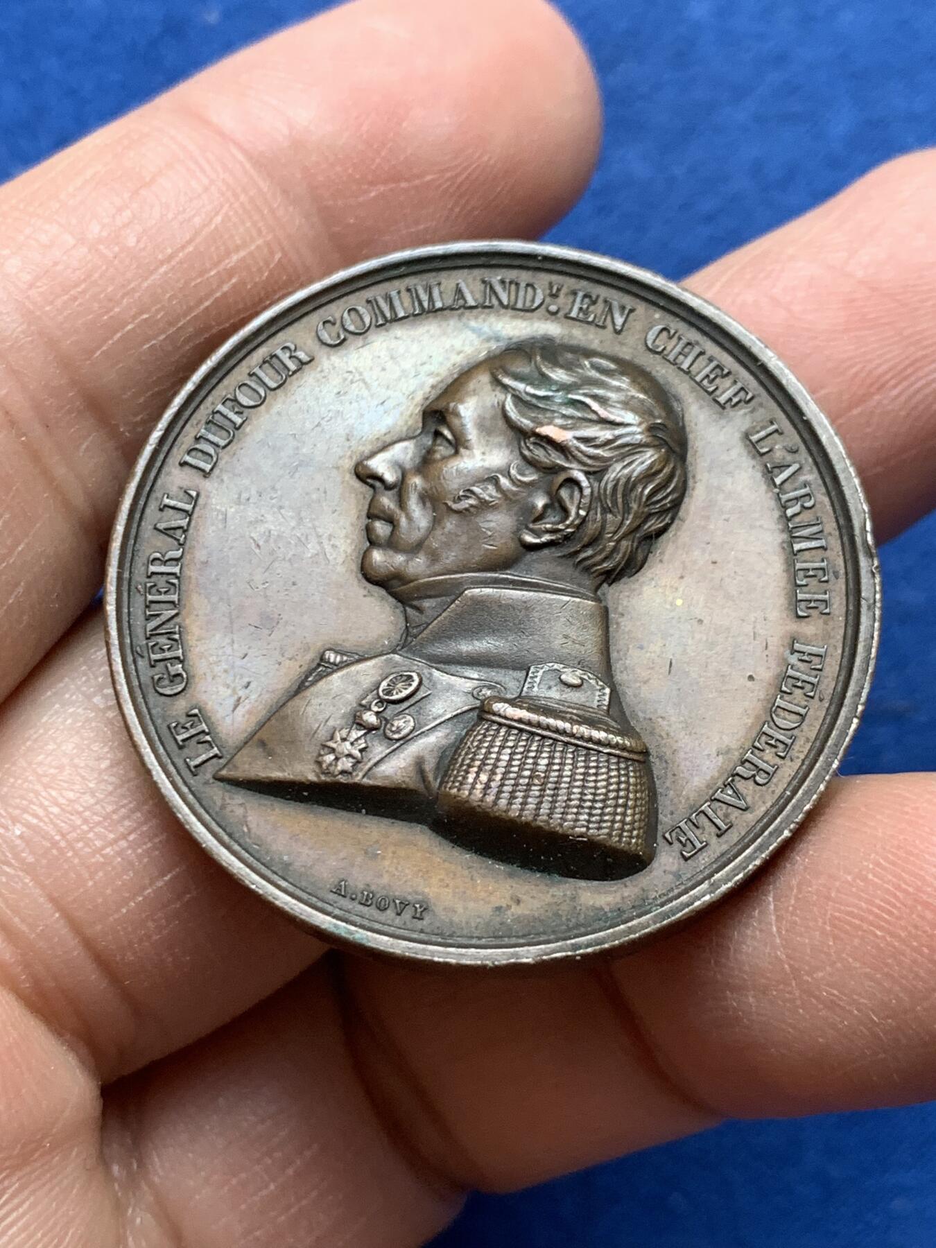 《竞宝斋》第370场 周日，周一 2场连拍 （全场包邮） 瑞士 1847 杜福尔将军击败独立联盟纪念 铜质奖章 26.3克 37.1mm