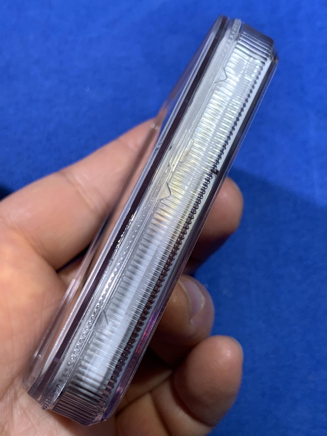 《竞宝斋》第370场 周日，周一 2场连拍 （全场包邮） NGC PF70UC 中国2022佛母大孔雀明王镀金铜章 45mm 佛祖标签 加厚盒装