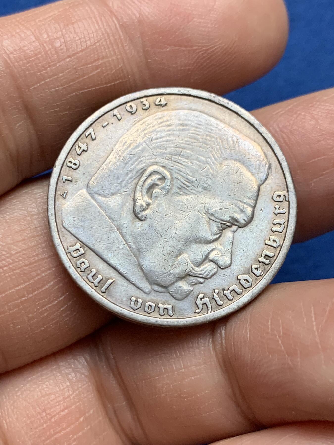 《竞宝斋》第370场 周日，周一 2场连拍 （全场包邮） 德国1935年A版兴登堡5马克银币