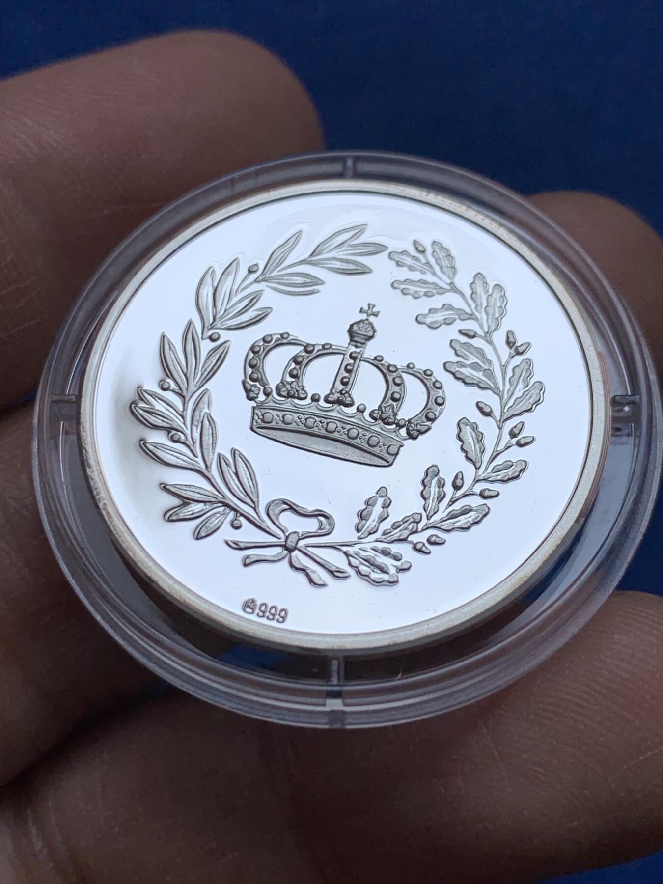 《竞宝斋》第370场 周日，周一 2场连拍 （全场包邮） 德国 威廉一世 银章 999纯银 8.64克 30mm 年代不详 细节见图