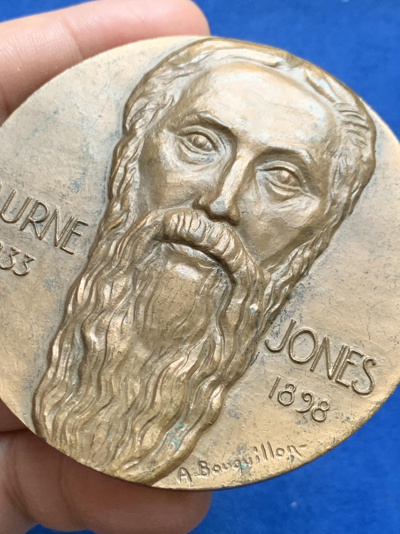 《竞宝斋》第370场 周日，周一 2场连拍 （全场包邮） 英国1975年画家伯恩琼斯 《国王与乞食少女》大铜章 231克 71.5mm 1975 丰饶角铜标