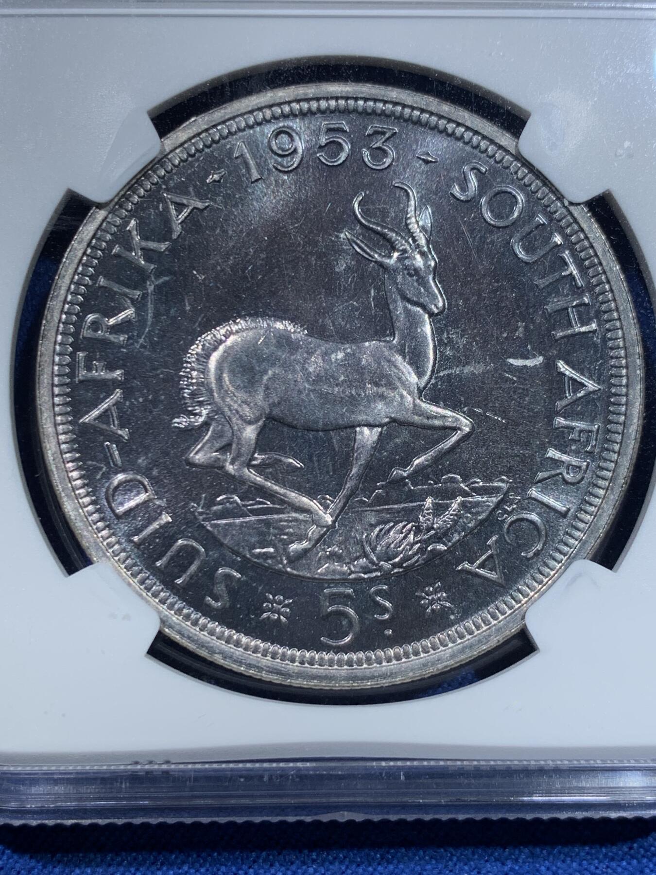 《竞宝斋》第370场 周日，周一 2场连拍 （全场包邮） NGC PF65 英属南非1953年伊丽莎白二世跳羚羊版5先令精制银币，铸造数量5000枚。原汁原味老包浆 转光强烈细节优秀，PROOF精制币，状态一流。