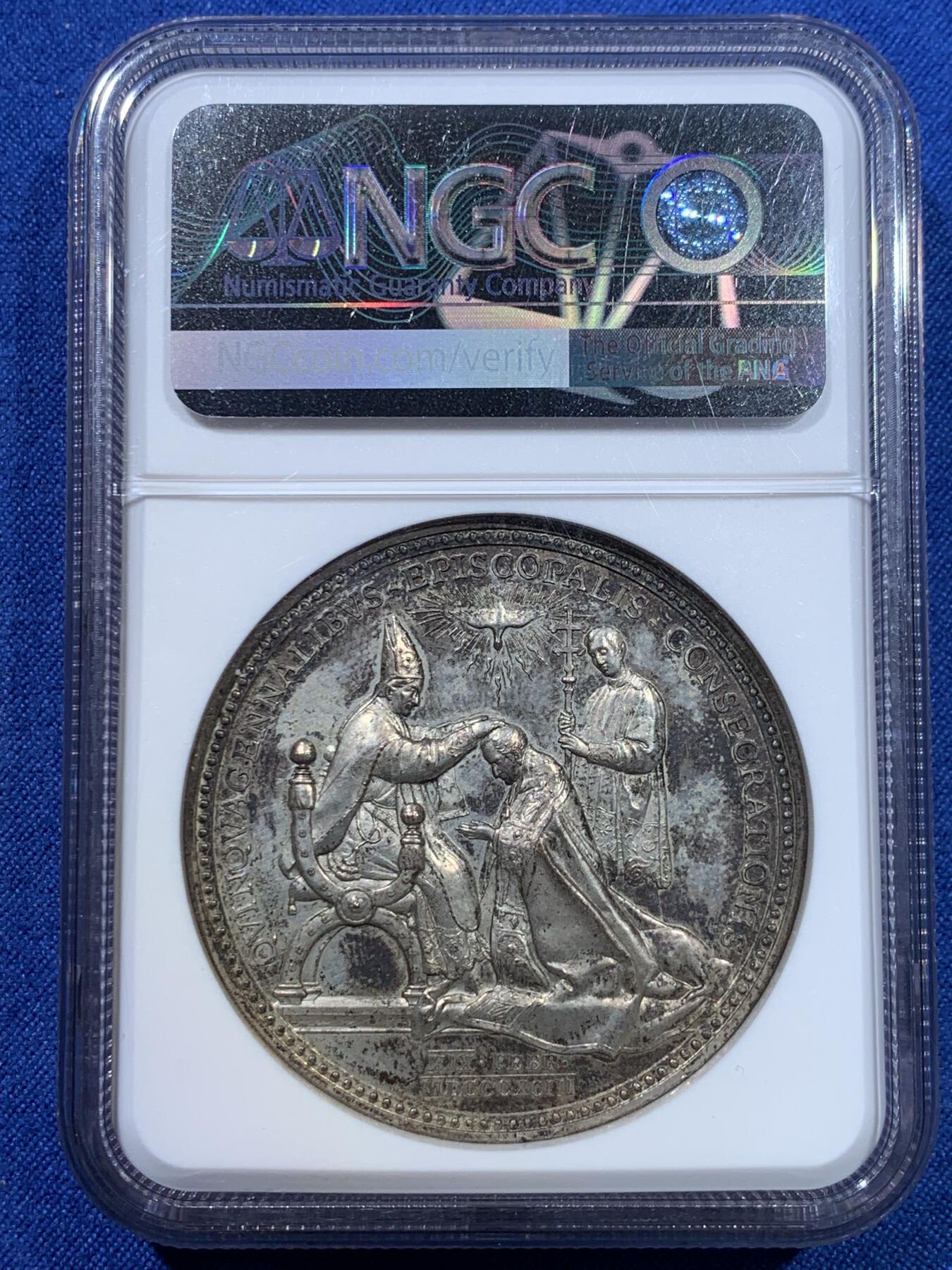 《竞宝斋》第370场 周日，周一 2场连拍 （全场包邮） NGC MS62 梵蒂冈1893年里奥十三世主教祝圣纪念银章，高浮雕，加厚盒装。