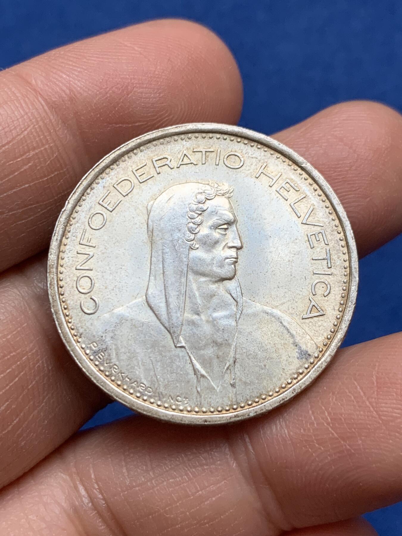 《竞宝斋》第370场 周日，周一 2场连拍 （全场包邮） 瑞士 1969年 威廉泰尔 5法郎 银币 带原光 15克 835银