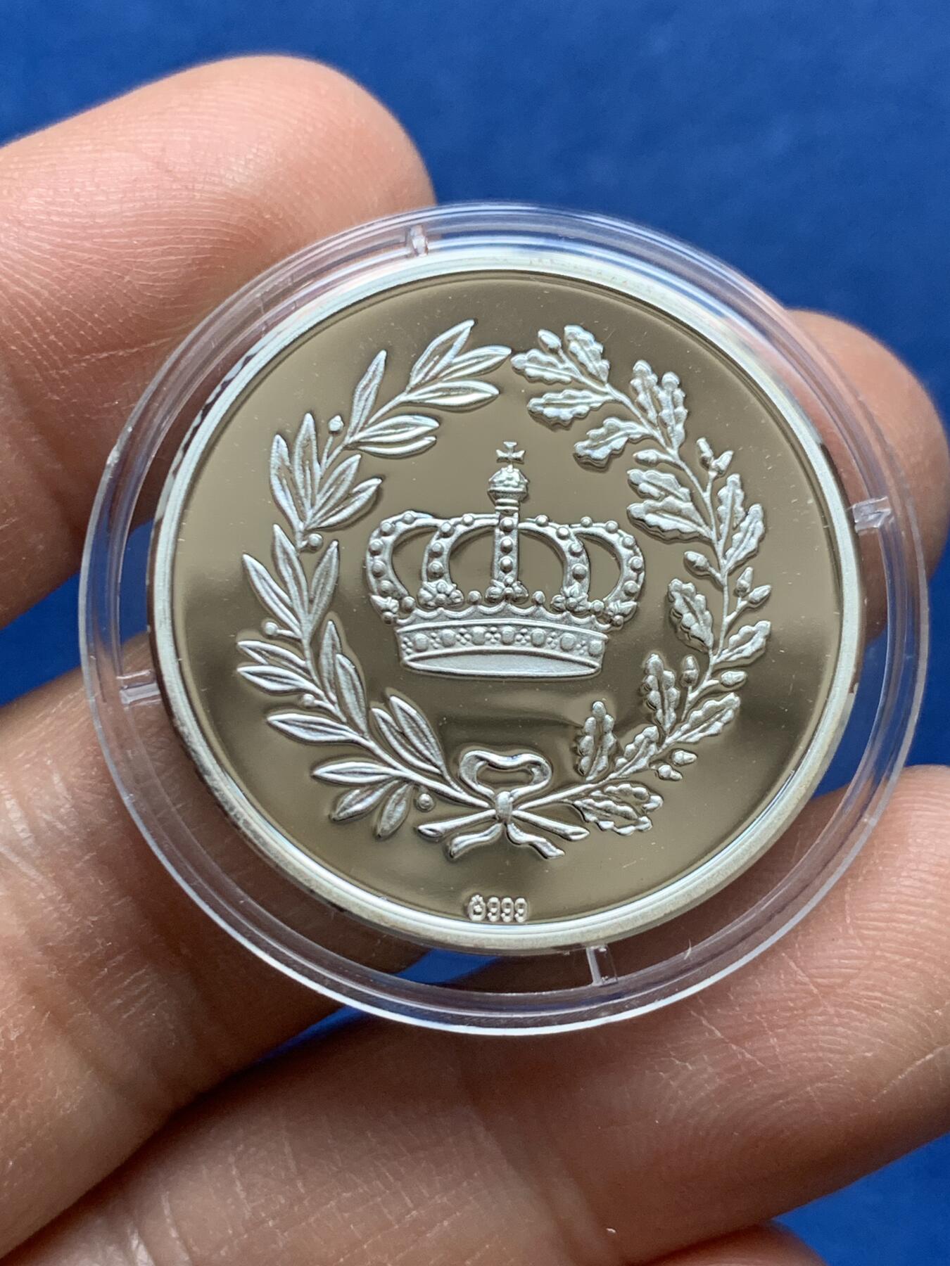 《竞宝斋》第370场 周日，周一 2场连拍 （全场包邮） 德国 威廉一世 银章 999纯银 8.64克 30mm 年代不详 细节见图