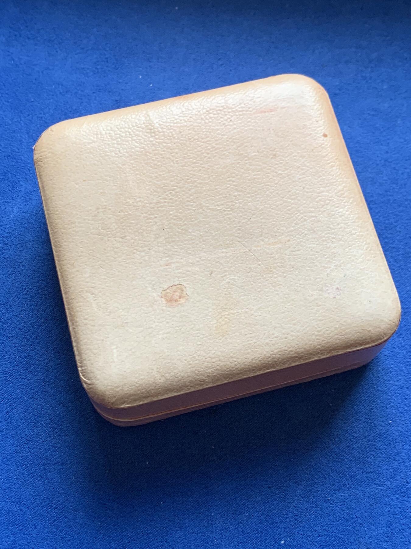 《竞宝斋》第370场 周日，周一 2场连拍 （全场包邮） 法国一战胜利50周年纪念铜章 高浮雕 172.9克 68mm 1968 丰饶角铜标 带盒