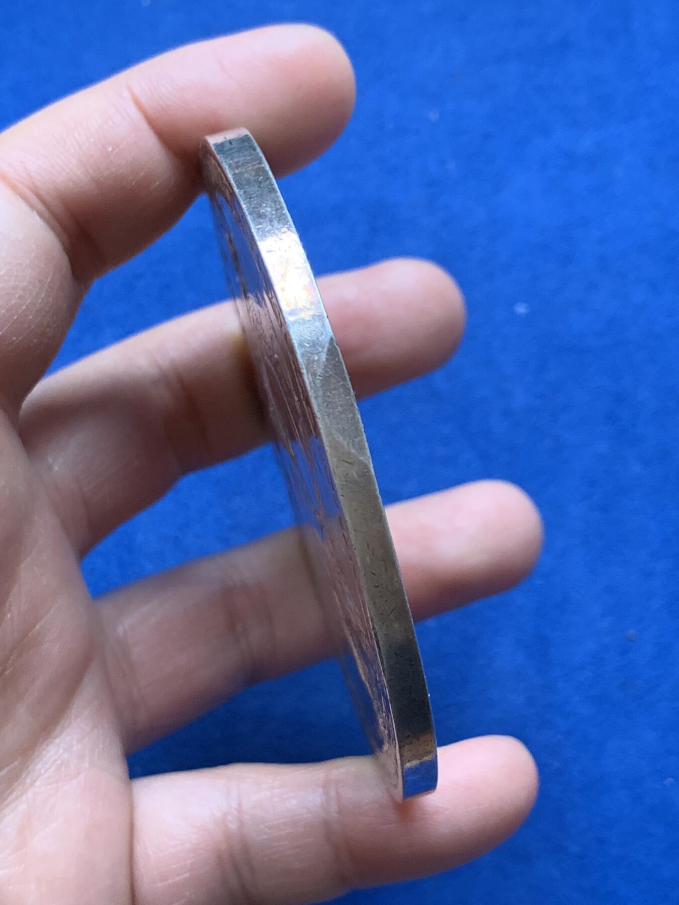 《竞宝斋》第370场 周日，周一 2场连拍 （全场包邮） 荷兰东印度1863-1913年铁路公司50周年纪念大银章 罕见 181.1克 75.8mm