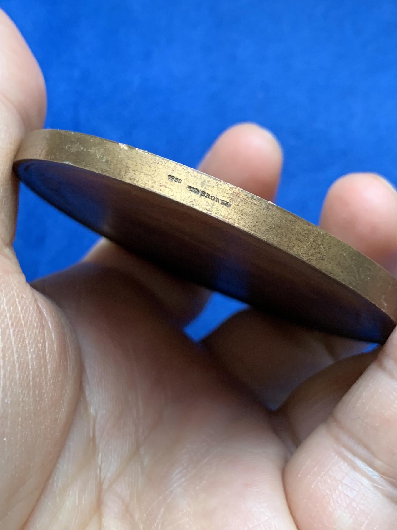 《竞宝斋》第370场 周日，周一 2场连拍 （全场包邮） 法国塞纳-诺曼底流域委员会纪念大铜章 136.3克 68mm 1880 丰饶角铜标