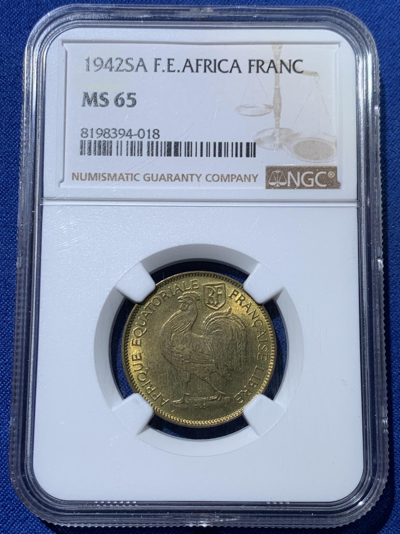 《竞宝斋》第370场 周日，周一 2场连拍 （全场包邮） 2枚一对 NGC MS64/MS65 法属赤道非洲 1942年 50生丁+1法郎 黄铜版一对 好品种一次配好