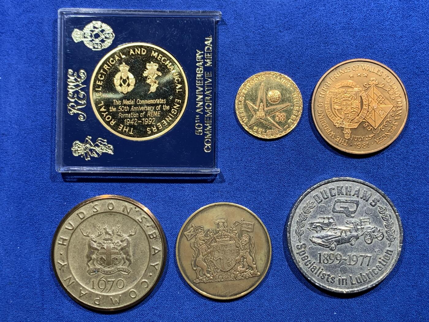 《竞宝斋》第370场 周日，周一 2场连拍 （全场包邮） 六枚一组 英国现代奖章 细节见图