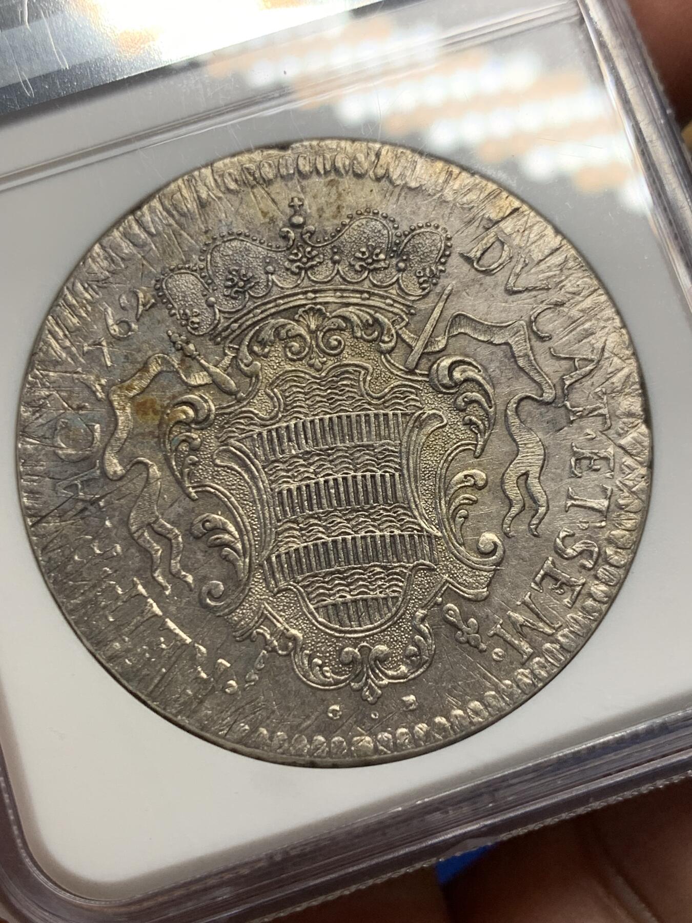 《竞宝斋》第370场 周日，周一 2场连拍 （全场包邮） NGC AU58 拉古萨共和国 1762年 泰勒大银币 大波浪清晰 打制的非常好 这款通常弱打 所以更显难得 背面减重痕排列均匀 可藏的品相 季军分