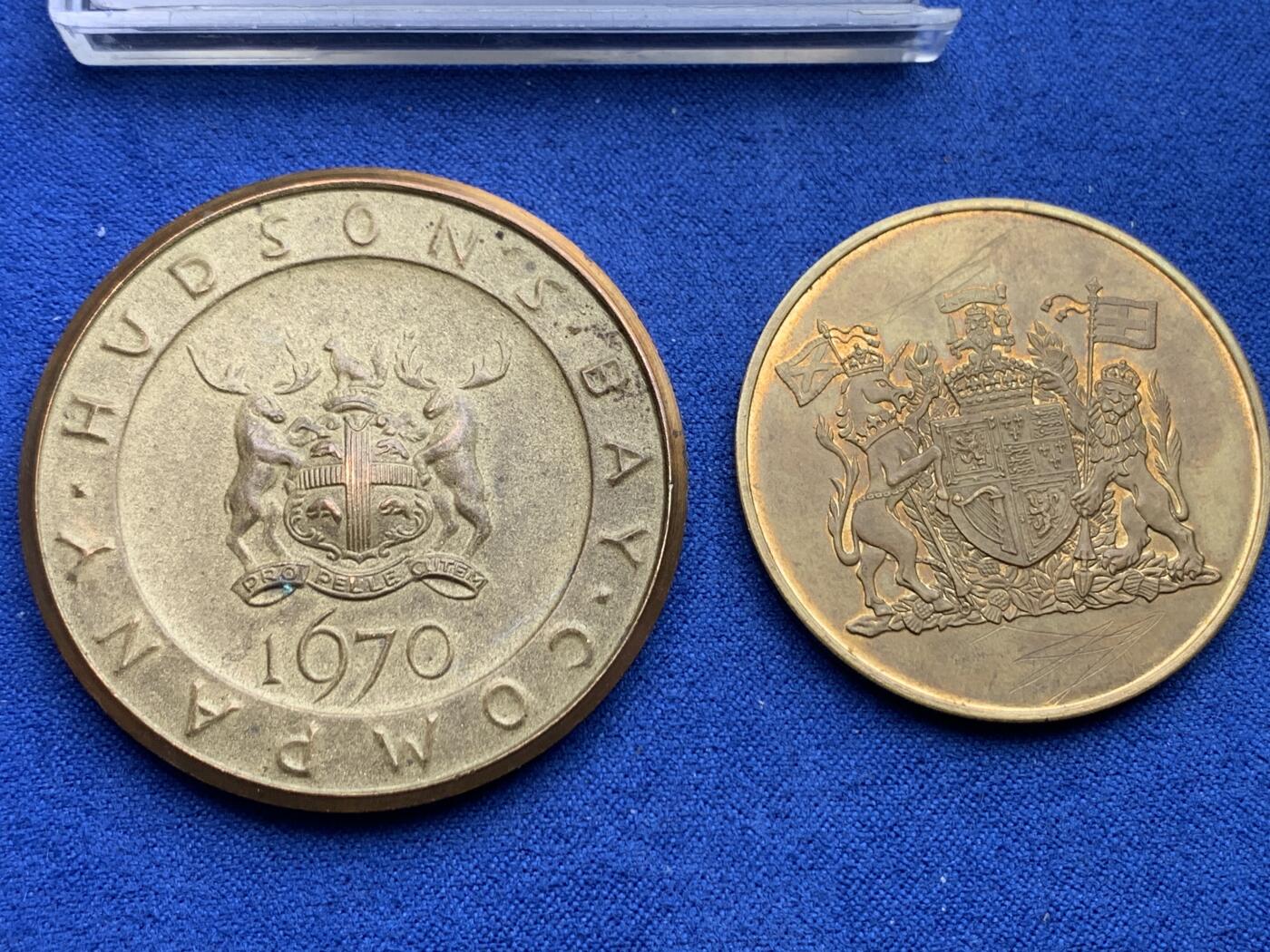 《竞宝斋》第370场 周日，周一 2场连拍 （全场包邮） 六枚一组 英国现代奖章 细节见图