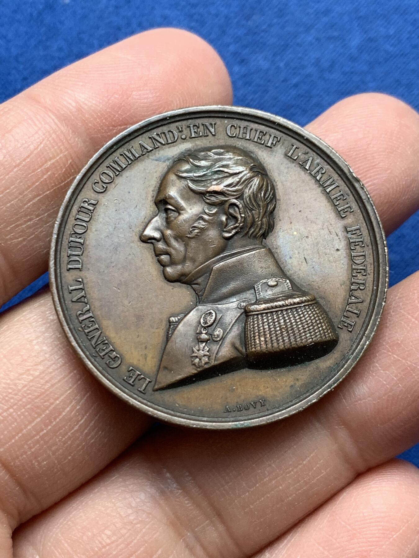 《竞宝斋》第370场 周日，周一 2场连拍 （全场包邮） 瑞士 1847 杜福尔将军击败独立联盟纪念 铜质奖章 26.3克 37.1mm