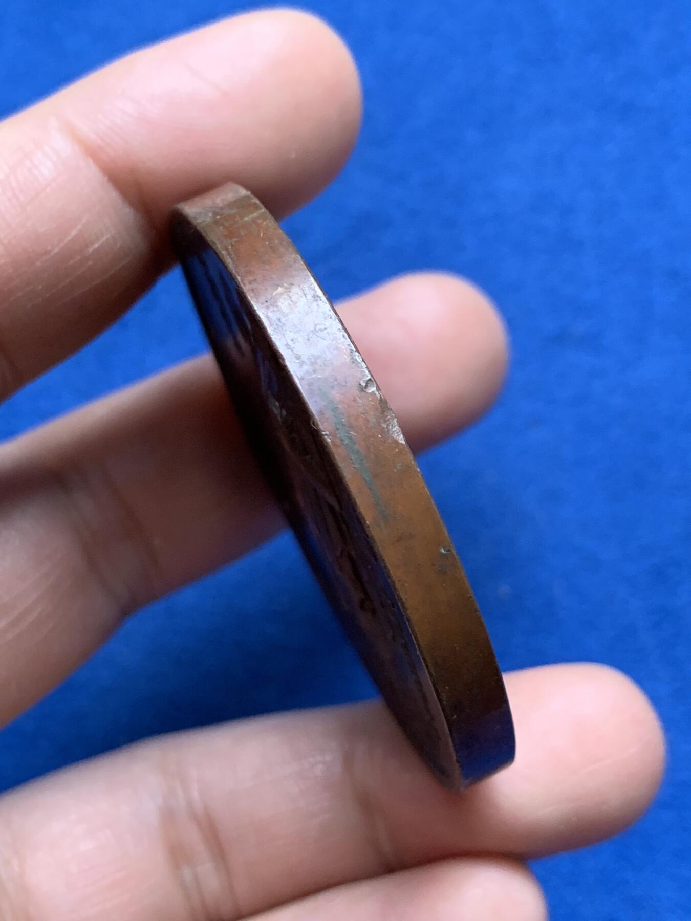 《竞宝斋》第370场 周日，周一 2场连拍 （全场包邮） 德国火炬女神铜章，50mm，54.8克