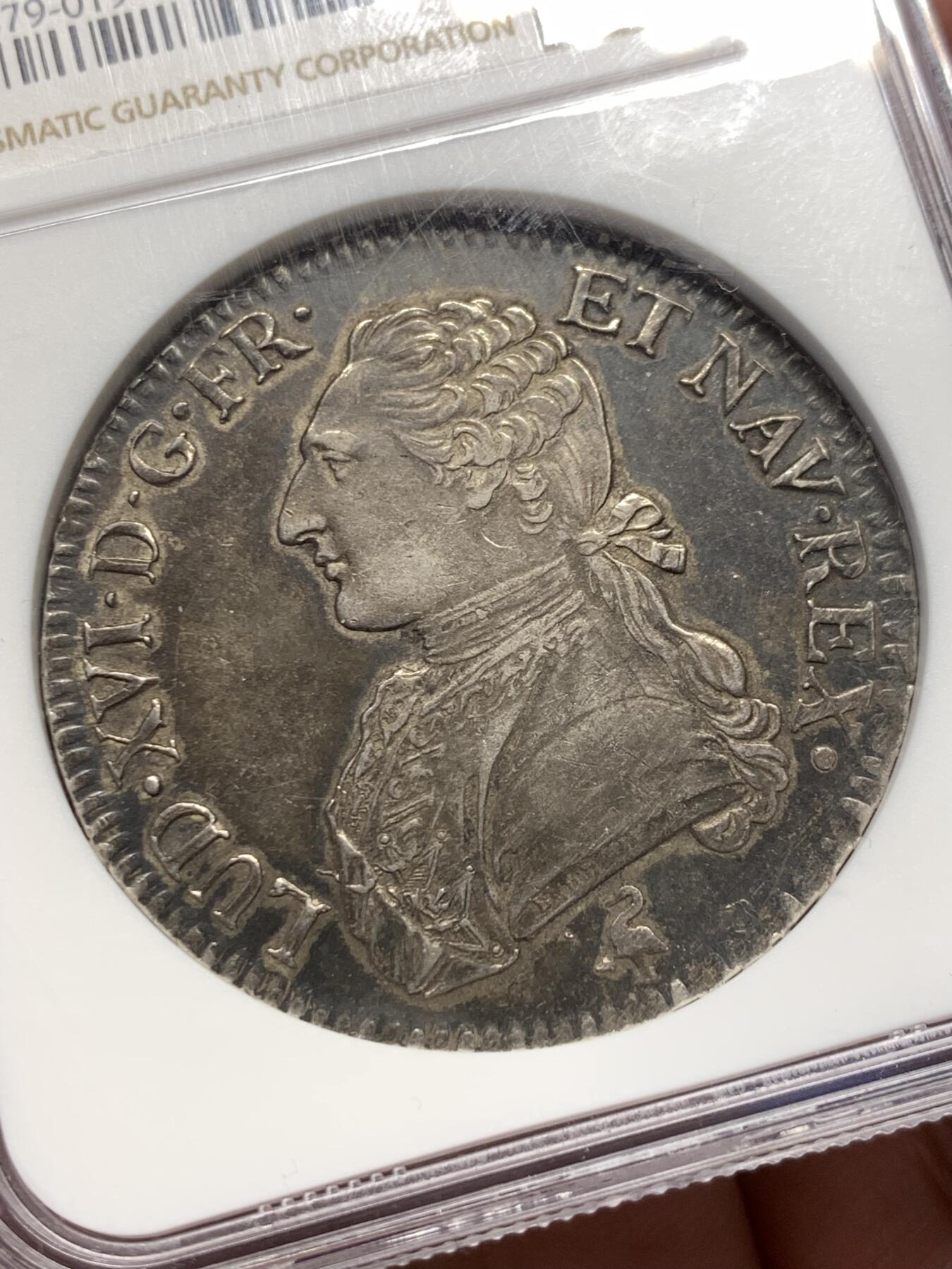 《竞宝斋》第370场 周日，周一 2场连拍 （全场包邮） NGC AU50 法国1791年路易十六埃居大印币 字口压铸清晰有力 巧克力包浆