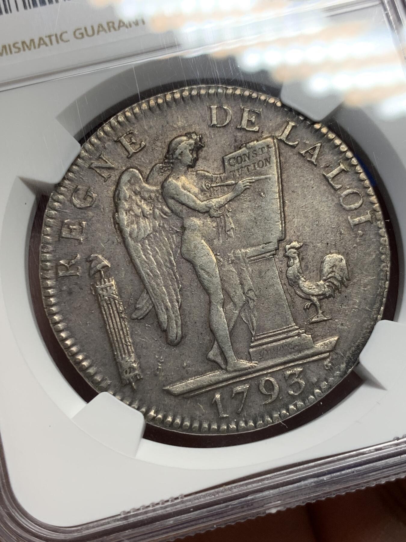 《竞宝斋》第370场 周日，周一 2场连拍 （全场包邮） 热门品种 NGC AU58 天使埃居法国1793年A国民公会时期6里弗尔 原状态深邃黑包浆好品难得 打制好整体美观