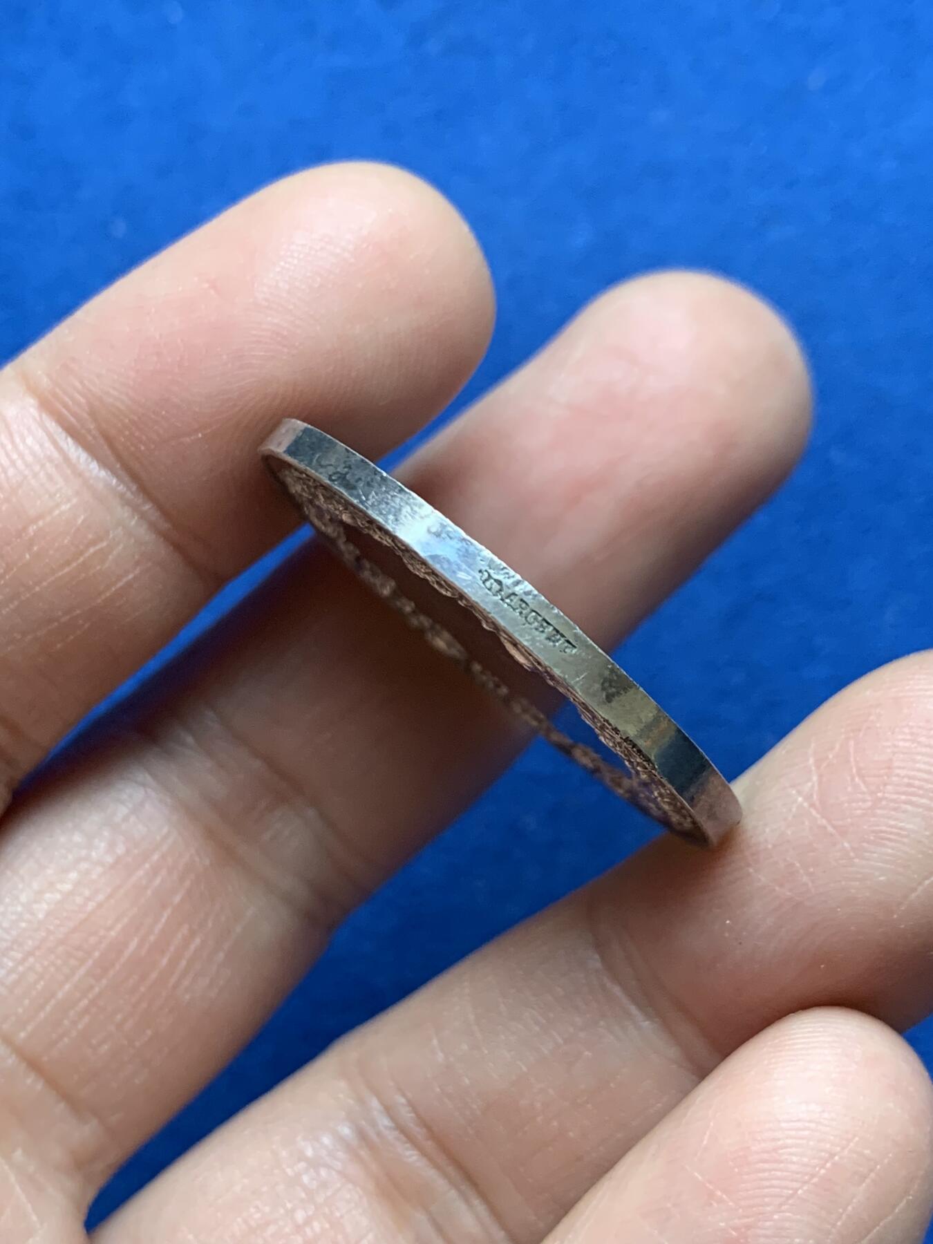 《竞宝斋》第370场 周日，周一 2场连拍 （全场包邮） 法国圆形婚姻纪念银章 直径32.2mm 克重16.7 丰饶角边铭