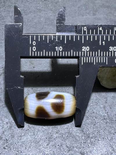 仅此一颗，精品藏传龟甲玛瑙天珠一颗，。 仅此一颗，精品藏传龟甲玛瑙天珠一颗，。