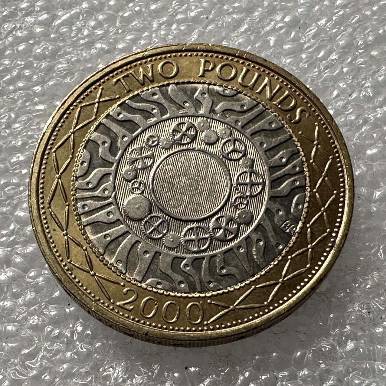 🌹外币初藏🌹🐯2025年第35场  每周二四六晚8️⃣点 接代拍 英国2000年两英镑