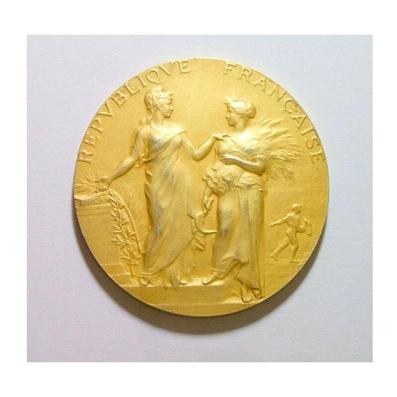 【银】法国1900年前后 女神玛丽安娜高浮雕精制大镀金银章 带原盒 42MM  37克