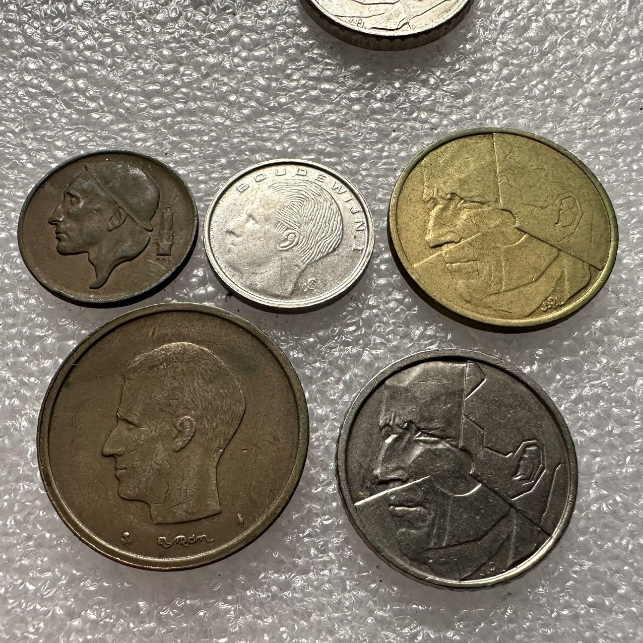 🌹外币初藏🌹🐯2025年第35场  每周二四六晚8️⃣点 接代拍 比利时五枚