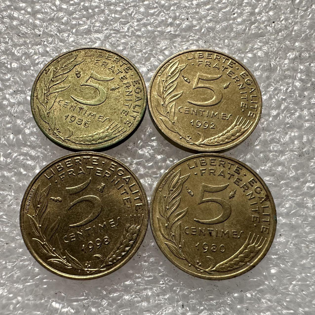 🌹外币初藏🌹🐯2025年第35场  每周二四六晚8️⃣点 接代拍 法国5分四枚