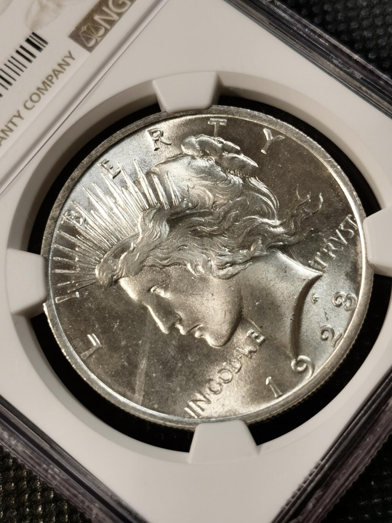  甄臻铺-世界钱币拍卖（第12期）送拍享返佣金等优惠多多 NGC-MS65 1923年和平，打制极好，少见高分，PL质感，配保护盒