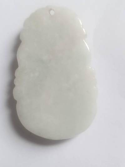 玉石 手串 手镯 手链专场 清代 老和田玉挂件。纯手工制作，猴桃献寿。