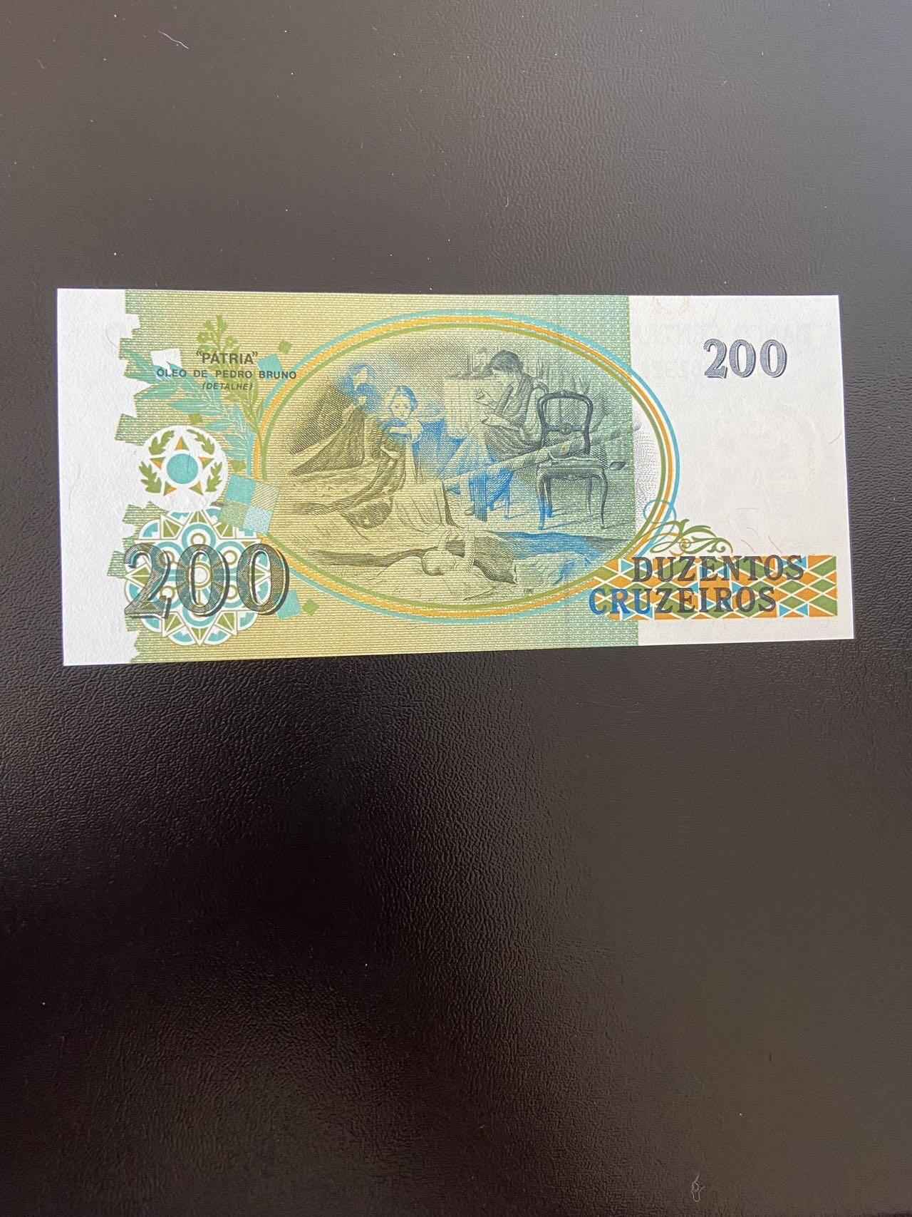 世界纸币专场，第六期 巴西200克鲁塞罗，全新