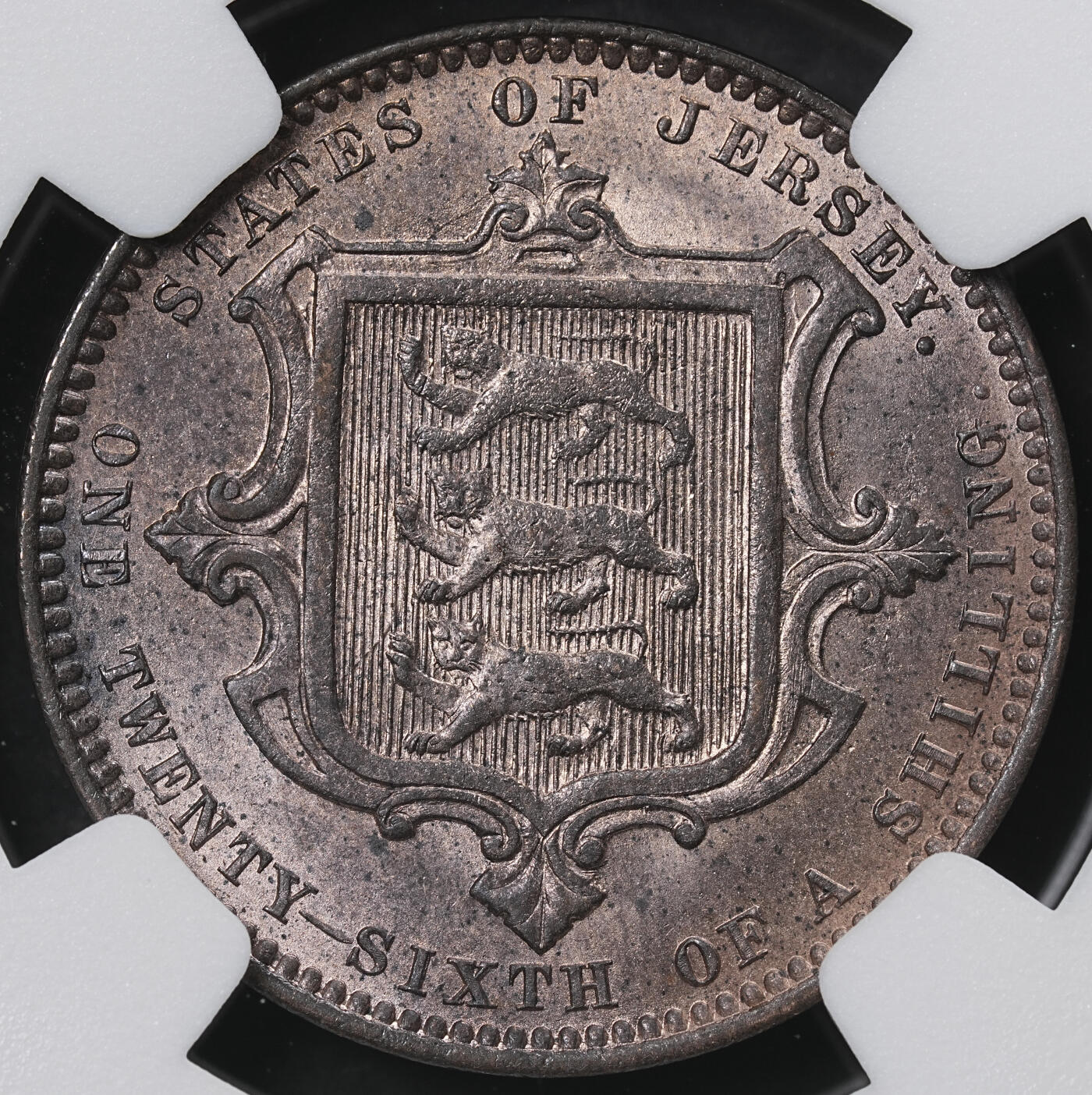 修遠堂世界钱币第六十五期 NGC MS64BN 1866年泽西岛1/26 SHILLING铜币