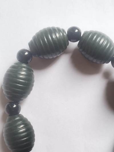 玉石 手串 手镯 手链专场 和田碧玉手串。