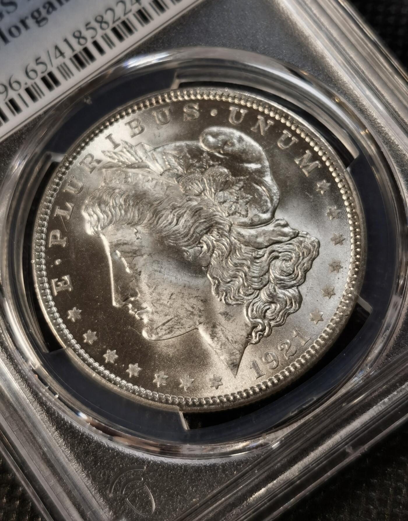  甄臻铺-世界钱币拍卖（第12期）送拍享返佣金等优惠多多 PCGS-MS65 1921年摩根，64分多见，该年份65分少见，配保护盒