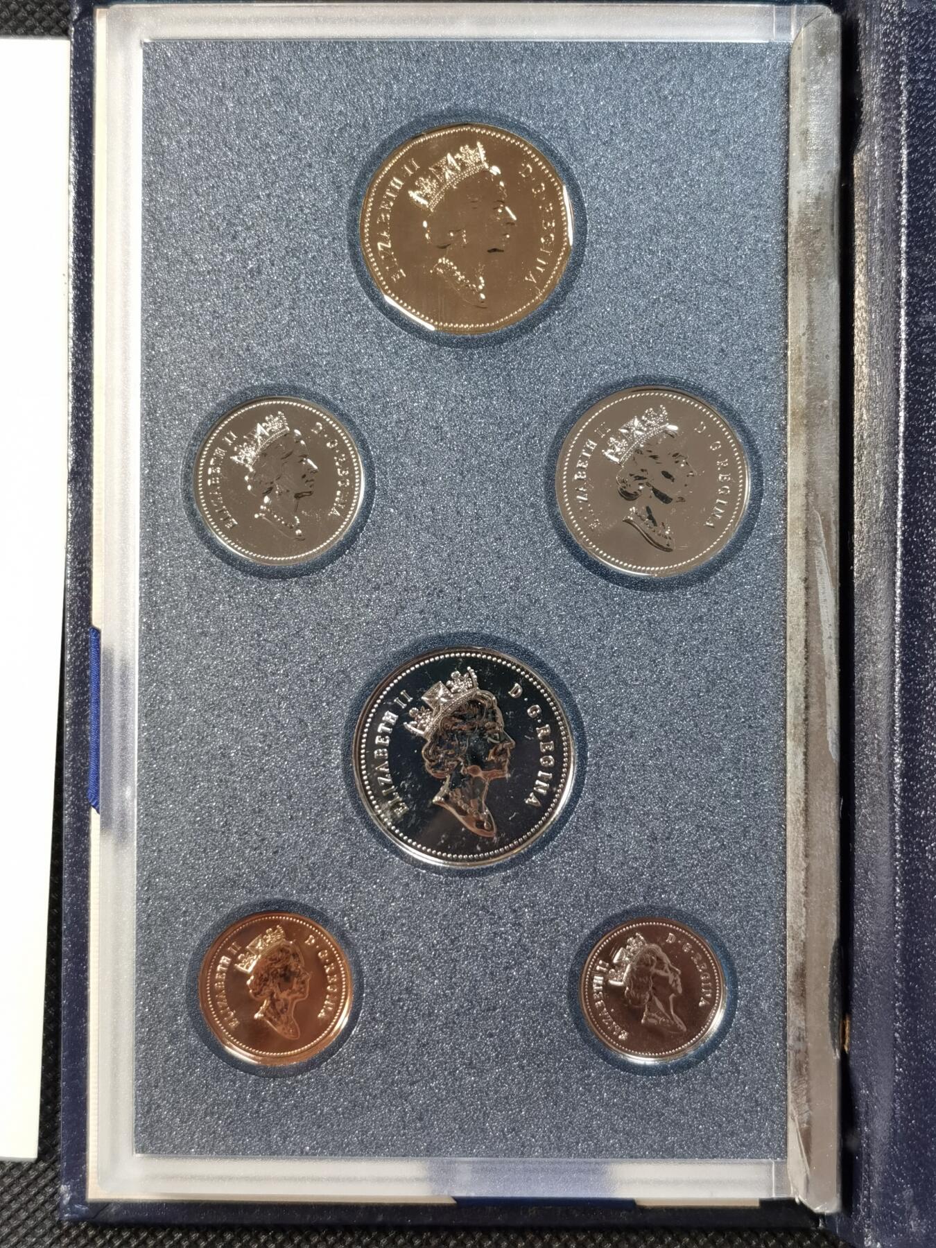  甄臻铺-世界钱币拍卖（第12期）送拍享返佣金等优惠多多 加拿大1991年套币（原盒加证书），几乎未氧化，现在难得一见