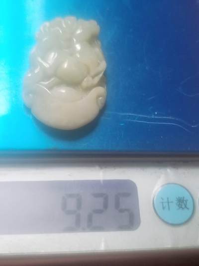 玉石 手串 手镯 手链专场 翡翠挂件。