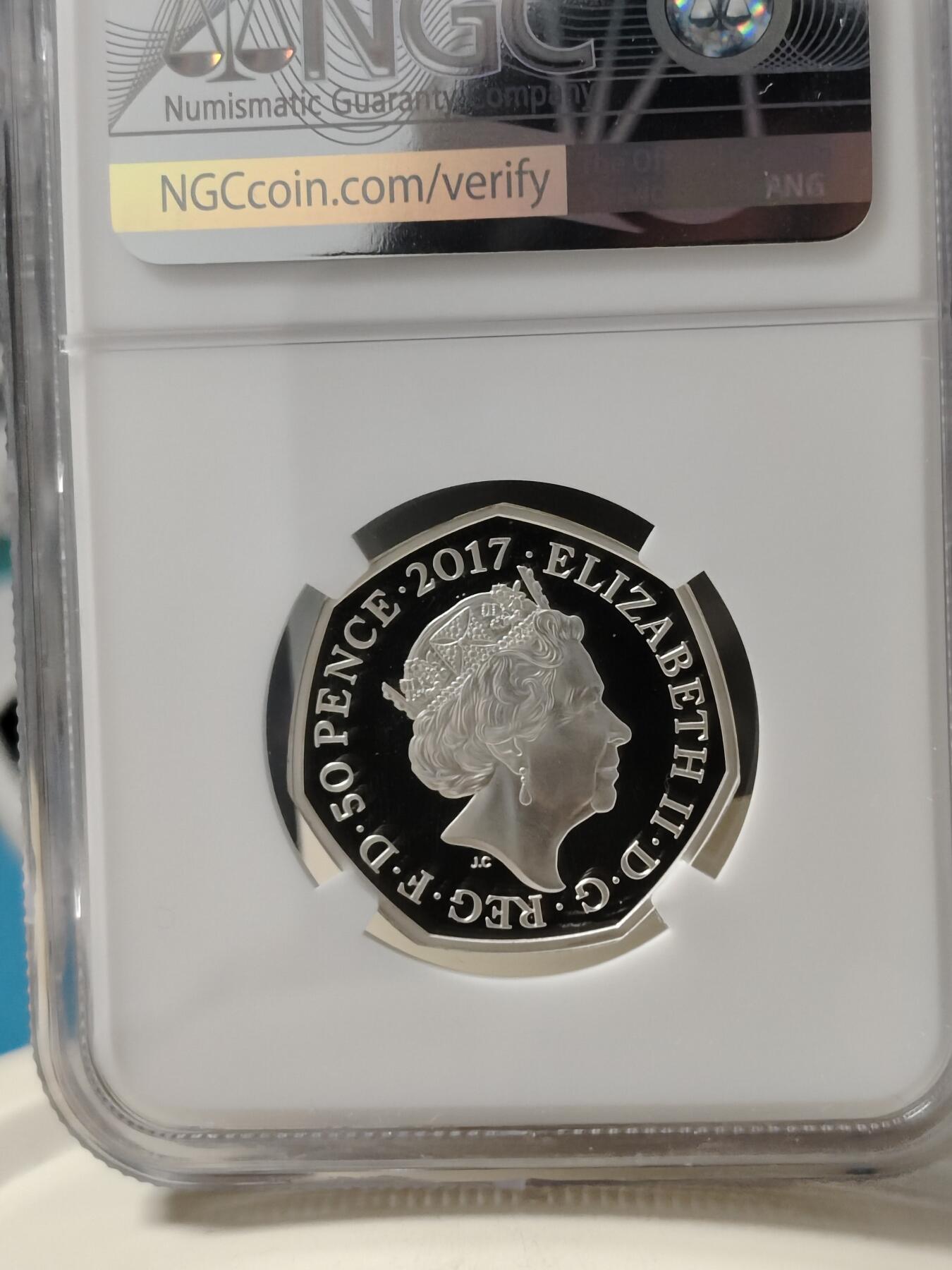 第168期拍卖【长期征集拍品】 英国2017年彼得兔系列汤姆小猫50便士纪念彩银币NGC-PF69原盒证书，8克，925银，发行30000枚