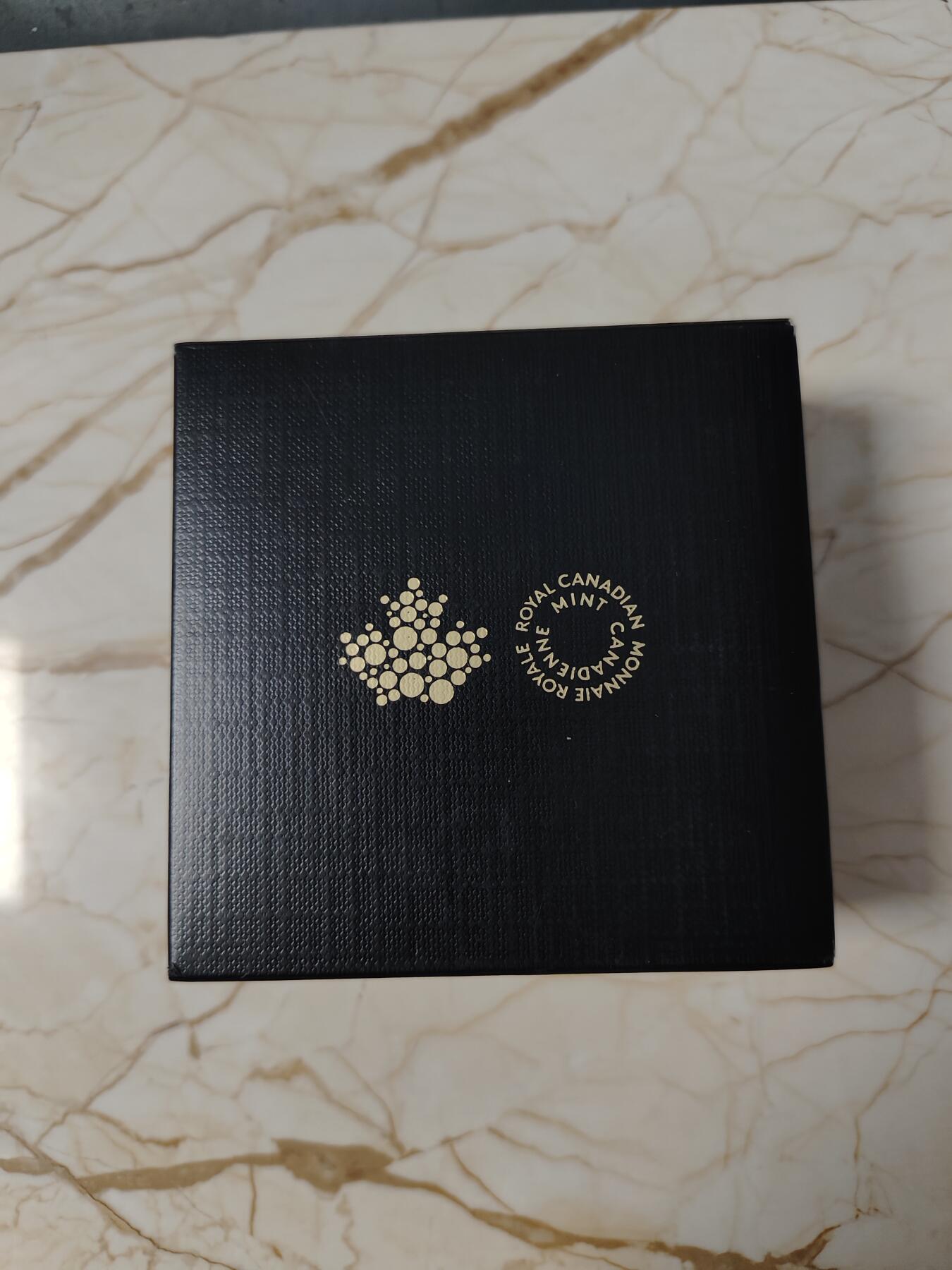 第168期拍卖【长期征集拍品】 【海宁潮】加拿大2019年UFO不明飞行物沙格港事件1盎司条形银币，9999银，发行4000枚，