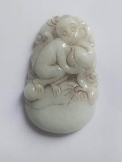 玉石 手串 手链 - 清代 老和田玉挂件。纯手工制作，猴桃献寿。