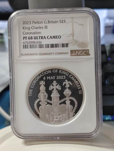 第168期拍卖【长期征集拍品】 - 【海寧潮】英国2023年国王查理三世加冕5英镑加厚精制银币NGC-PF68原盒证书，925银，56.56克，发行3250枚