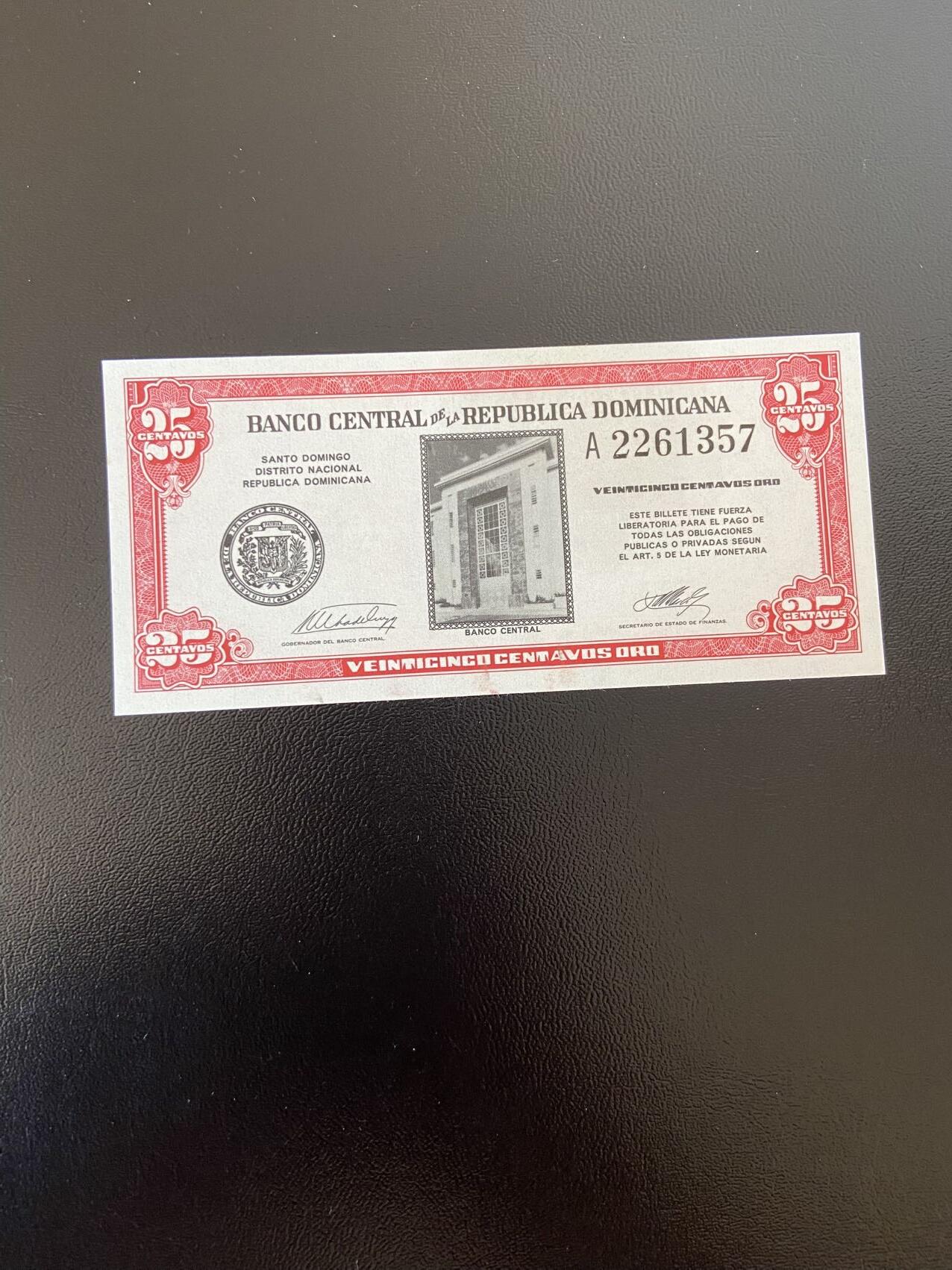 世界纸币专场，第六期 多米尼加25分，全新，少见
